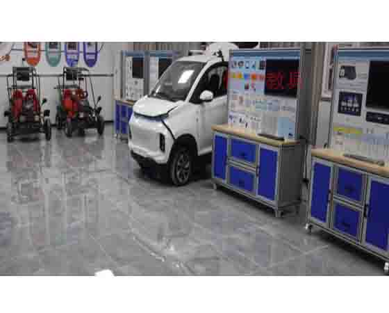 智能網(wǎng)聯(lián)汽車(chē)技術(shù)實(shí)訓(xùn)室